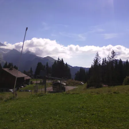 Le Panoramic Au Pied Des Pistes Apartment